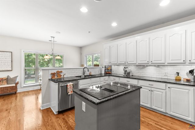 104 River Rock Court, Perry, GA 31069