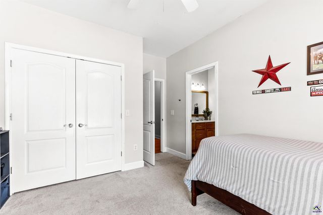 104 River Rock Court, Perry, GA 31069