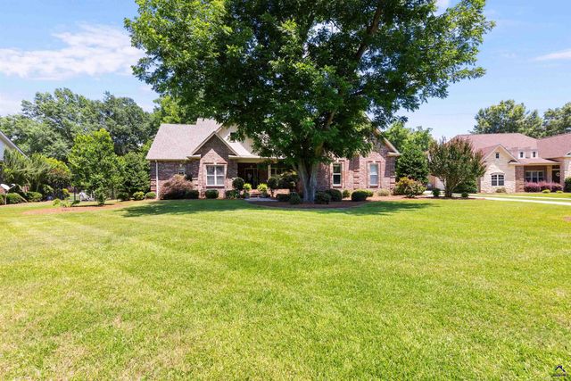 104 River Rock Court, Perry, GA 31069