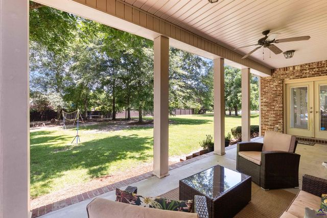 104 River Rock Court, Perry, GA 31069