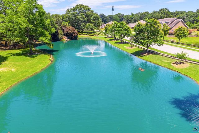 104 River Rock Court, Perry, GA 31069