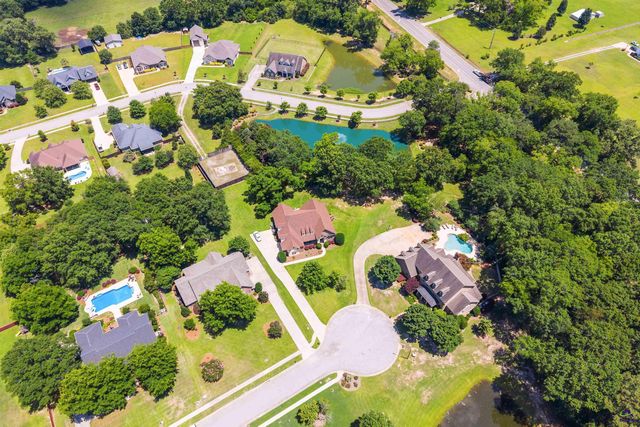 104 River Rock Court, Perry, GA 31069