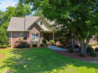 104 River Rock Court, Perry, GA 31069