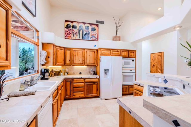 7830 S Avenida Catrina, Tucson, AZ 85747