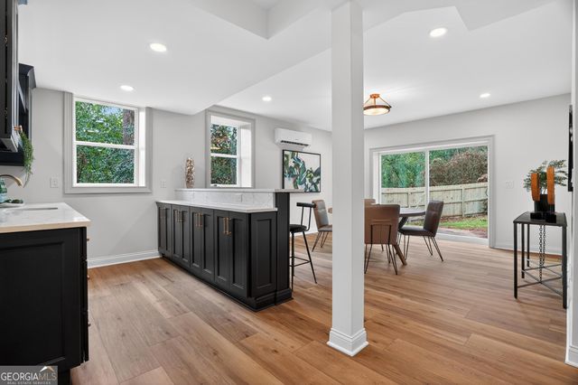 12080 Mountain Laurel Drive, Roswell, GA 30075