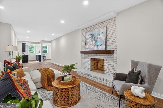 12080 Mountain Laurel Drive, Roswell, GA 30075