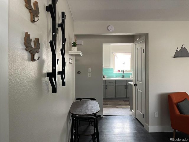 7883 Greenwood Blvd, Denver, CO 80221