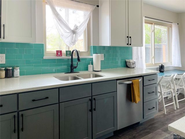 7883 Greenwood Blvd, Denver, CO 80221