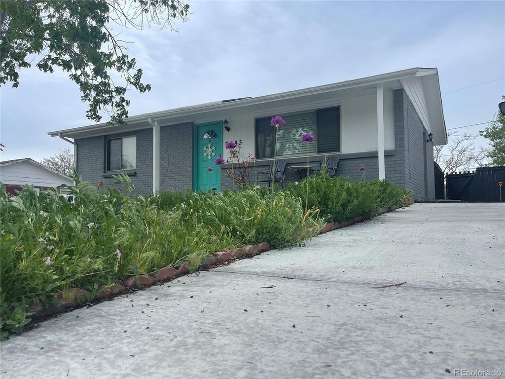 7883 Greenwood Blvd, Denver, CO 80221