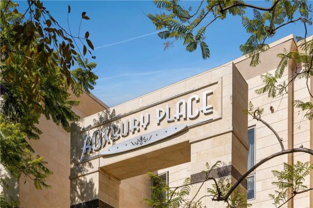 1318 Roxbury South 210, Los Angeles, CA 90035