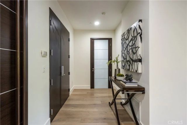 1318 Roxbury South 210, Los Angeles, CA 90035