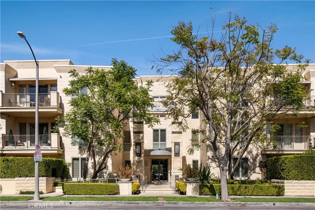 1318 Roxbury South 210, Los Angeles, CA 90035