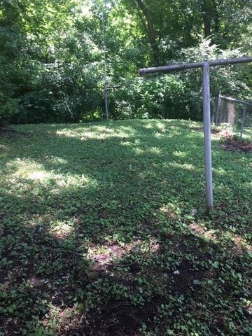 328 S Kentucky Avenue, Independence, MO 64053