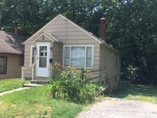 328 S Kentucky Avenue, Independence, MO 64053