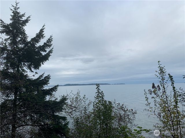 547 Raccoon Point Road, Orcas Island, WA 98245