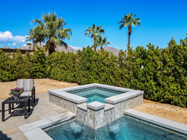 80404 Old Ranch Trail S, La Quinta, CA 92253