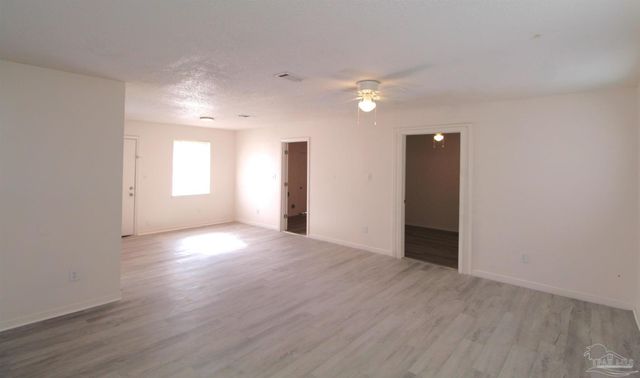 2217 Kingfisher Way, Pensacola, FL 32534