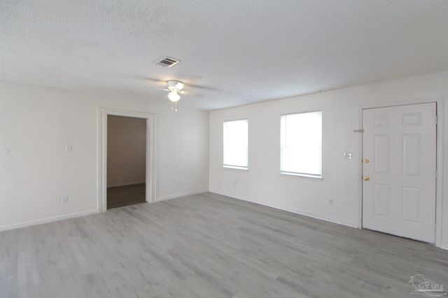 2217 Kingfisher Way, Pensacola, FL 32534