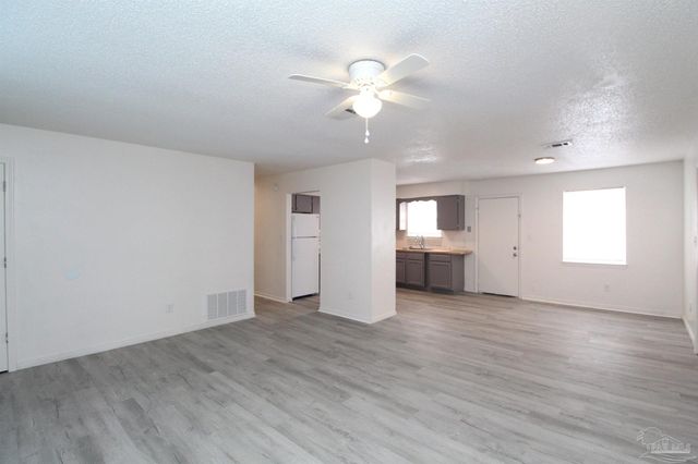 2217 Kingfisher Way, Pensacola, FL 32534