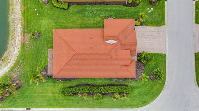 3036 Sunset Pointe CIR, Cape Coral, FL 33914