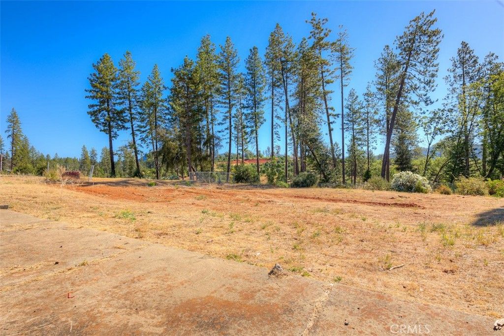 Image 10 of property listing at 1831 Clear Brook, Paradise, CA 95969