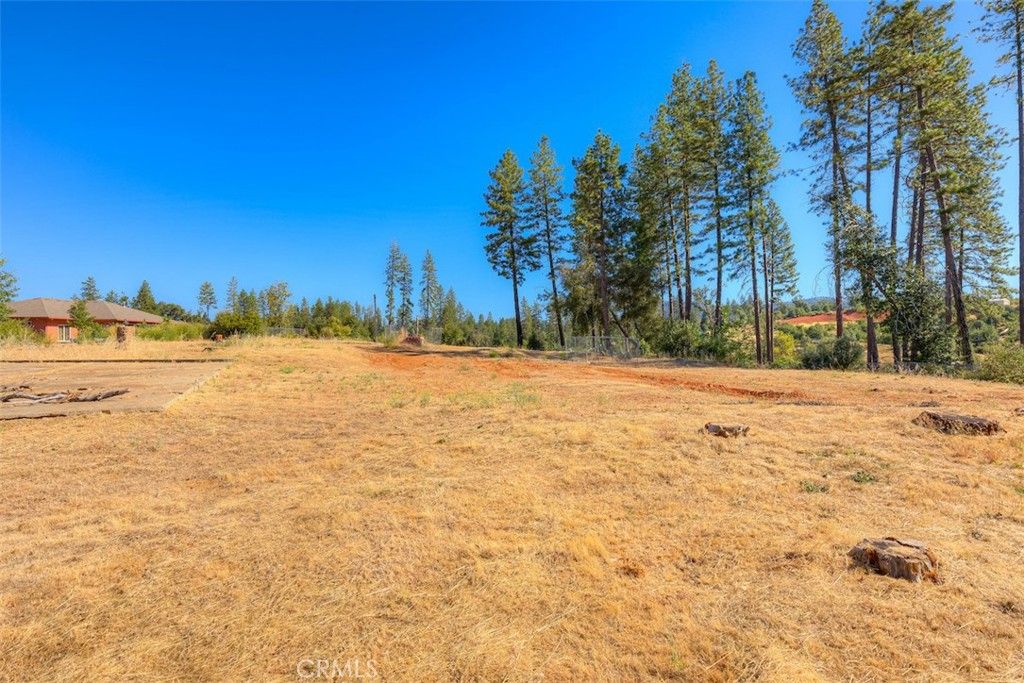 Image 11 of property listing at 1831 Clear Brook, Paradise, CA 95969