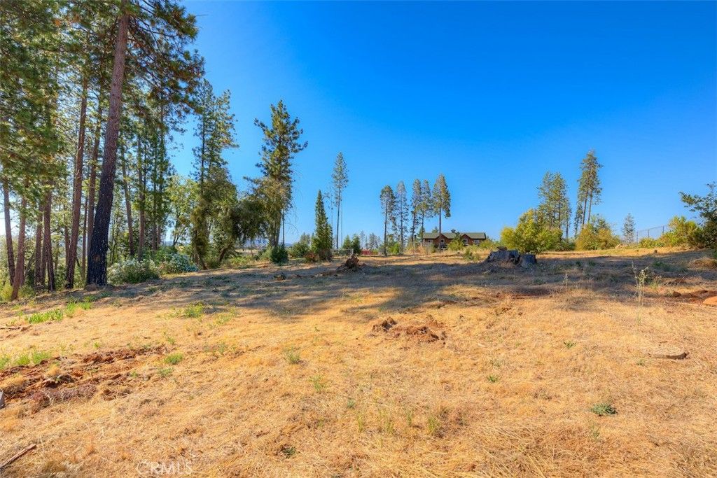 Image 15 of property listing at 1831 Clear Brook, Paradise, CA 95969