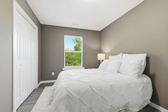 118 Hill Place Court, Dickson, TN 37055