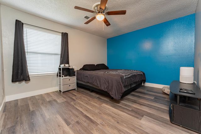 1848 E Vassar Drive, Visalia, CA 93292