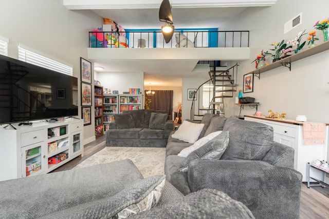 1848 E Vassar Drive, Visalia, CA 93292