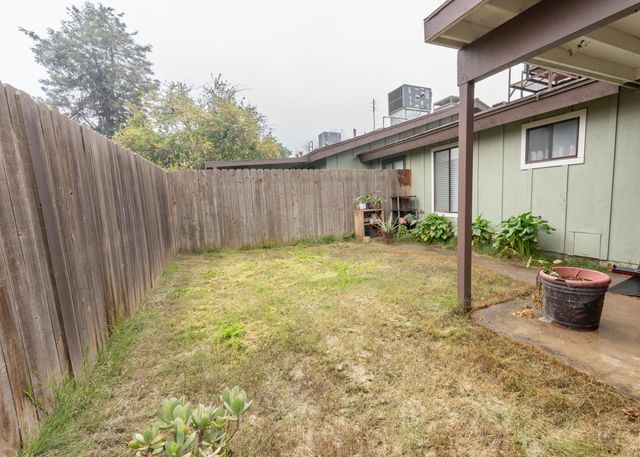 1848 E Vassar Drive, Visalia, CA 93292