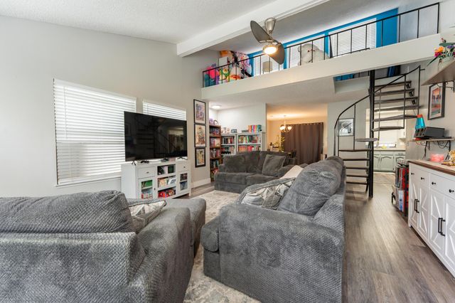 1848 E Vassar Drive, Visalia, CA 93292