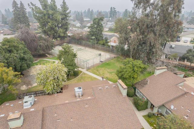 1848 E Vassar Drive, Visalia, CA 93292