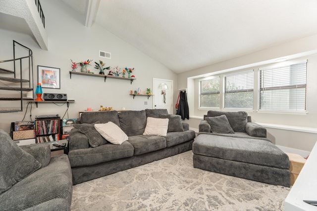 1848 E Vassar Drive, Visalia, CA 93292