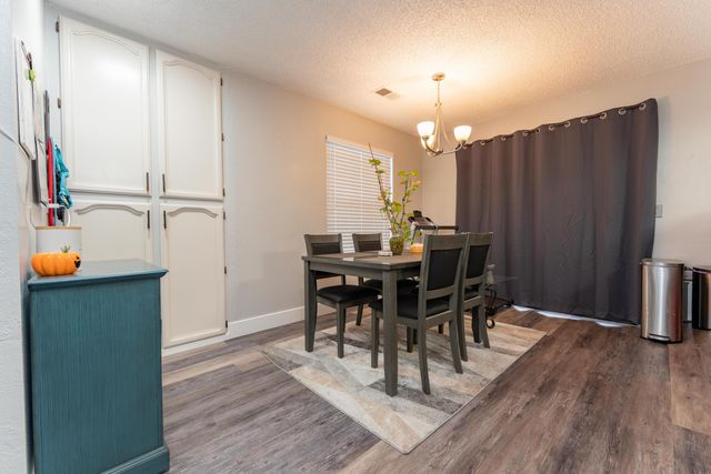 1848 E Vassar Drive, Visalia, CA 93292