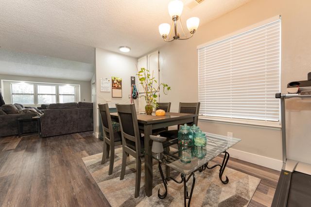 1848 E Vassar Drive, Visalia, CA 93292