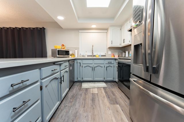 1848 E Vassar Drive, Visalia, CA 93292