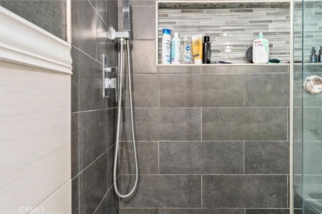 613 N Louise, Azusa, CA 91702