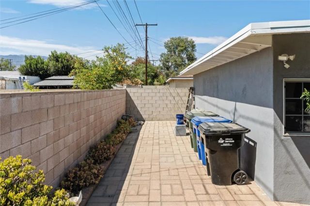 613 N Louise, Azusa, CA 91702