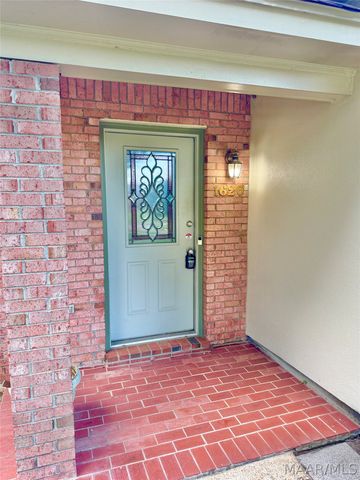 1620 Queen Elizabeth Court, Montgomery, AL 36117