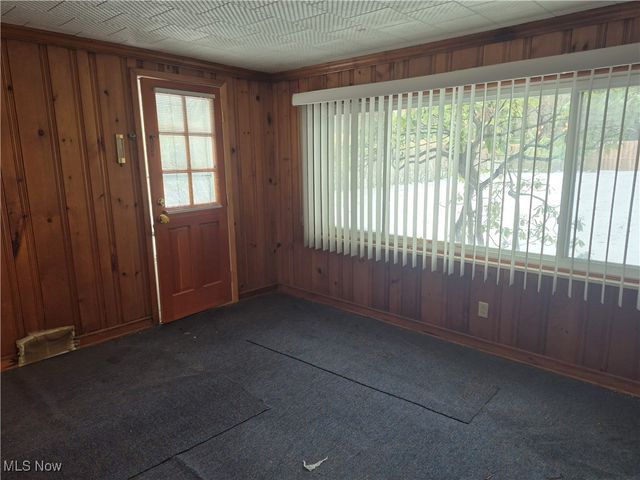 2515 Bolton Road, Cleveland Heights, OH 44118