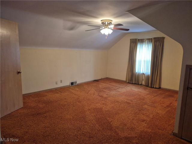 2515 Bolton Road, Cleveland Heights, OH 44118