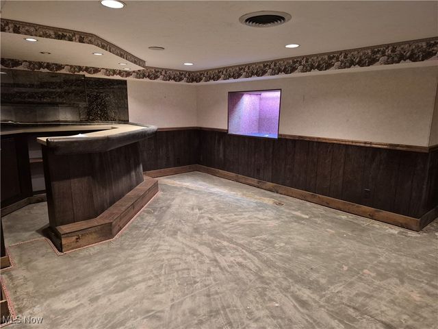 2515 Bolton Road, Cleveland Heights, OH 44118