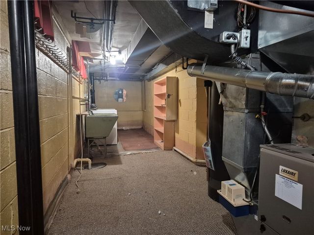 2515 Bolton Road, Cleveland Heights, OH 44118