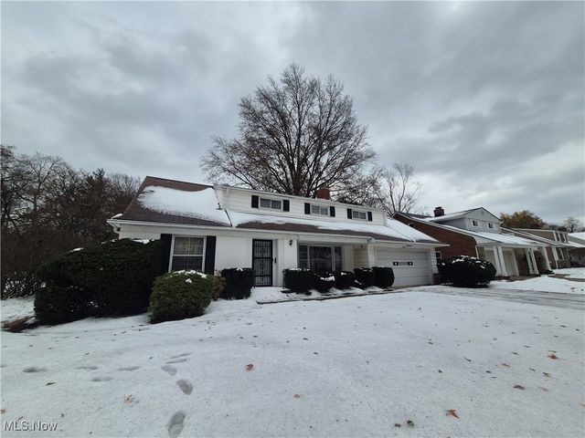 2515 Bolton Road, Cleveland Heights, OH 44118