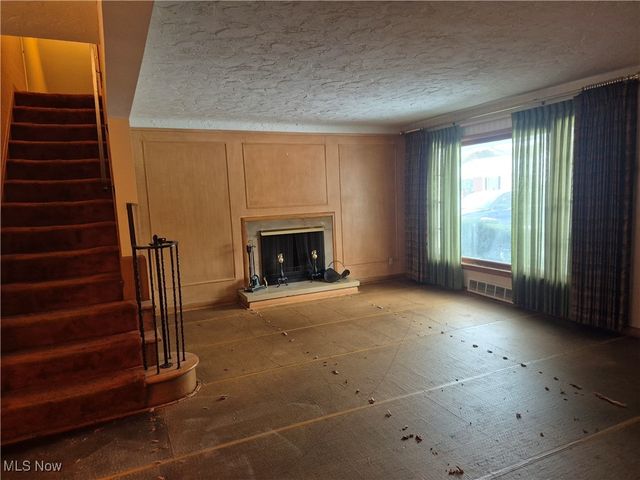 2515 Bolton Road, Cleveland Heights, OH 44118