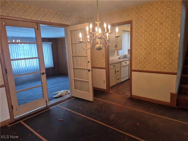 2515 Bolton Road, Cleveland Heights, OH 44118