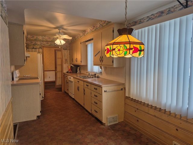 2515 Bolton Road, Cleveland Heights, OH 44118