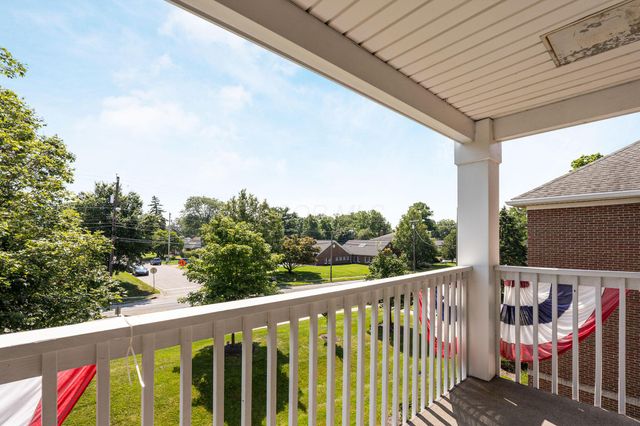 5935 N High Street, 305, Worthington, OH 43085