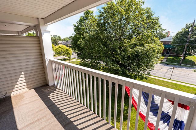 5935 N High Street, 305, Worthington, OH 43085